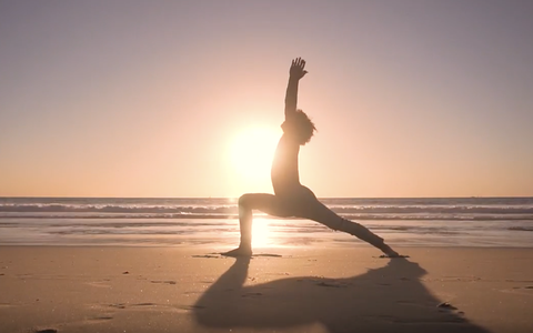 A Yoga Minute: Holiday Flow With Jonah Kest