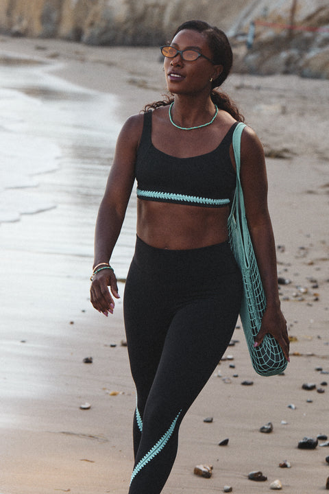 Nirvana Om Crochet Legging