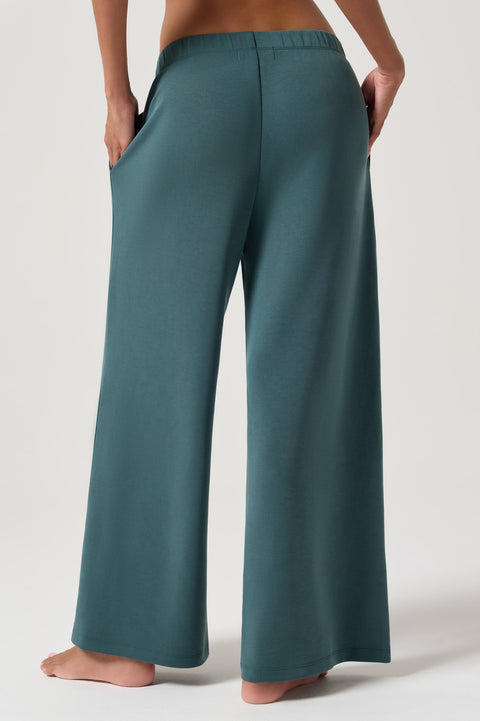 Roam Wide Leg Pant