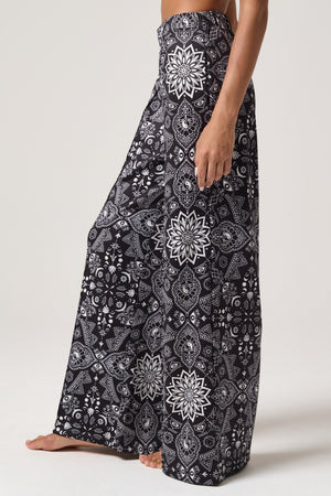 Roam Wide Leg Pant