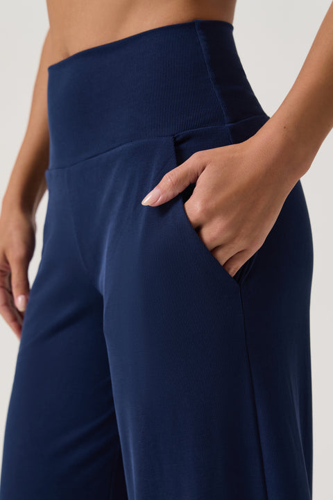 Zen Rib Journey Wide Leg Pocket Pant