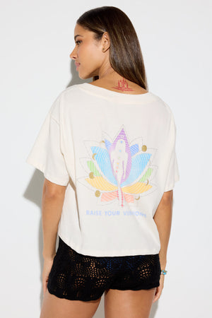 Feliz Short Sleeve V-Neck Tee