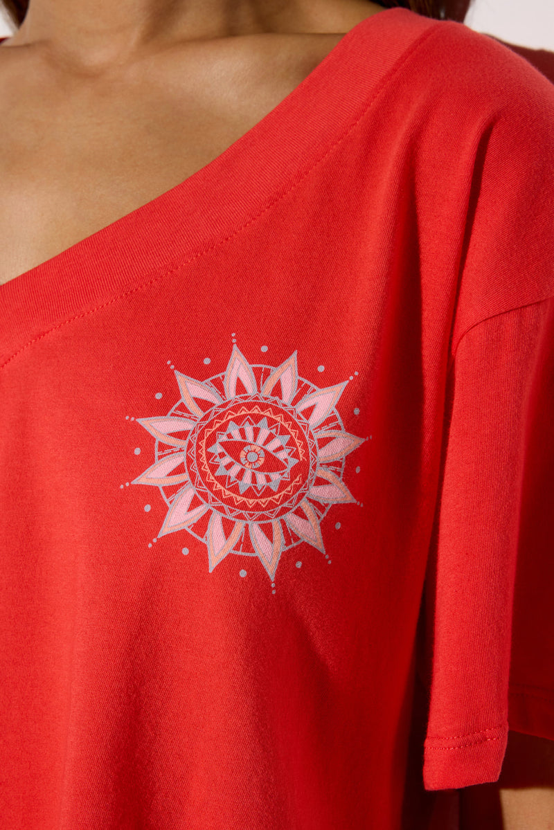 Felize Short Sleeve V-Neck Tee