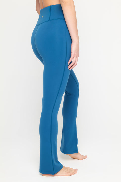 Giselle Dream Tech Bootcut Pant