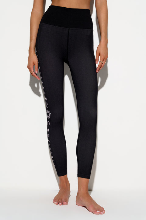 Seamless Icon Legging