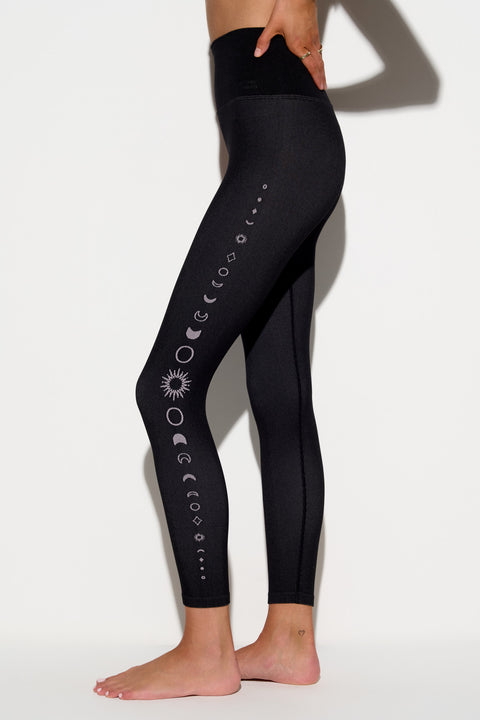 Seamless Icon Legging