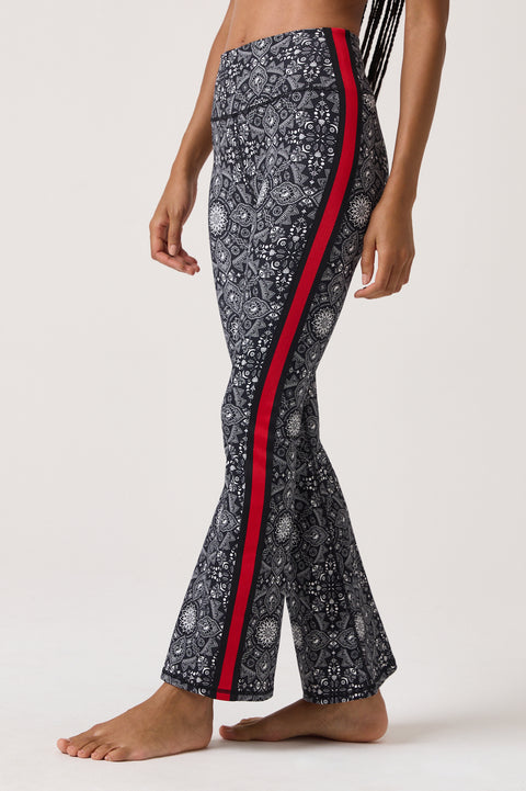 EuphoriaLift Infinity Crop Flare Legging