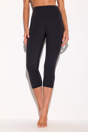 NirvanaTech Bliss Capri Legging
