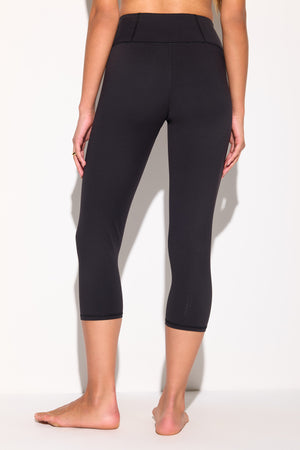 NirvanaTech Bliss Capri Legging