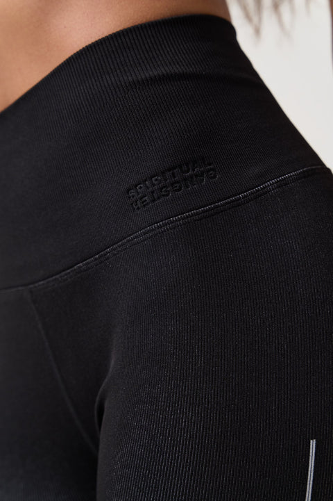 Seamless Lunar Icon Legging