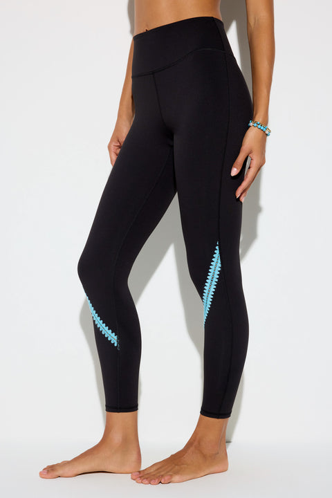 Nirvana Om Crochet Legging