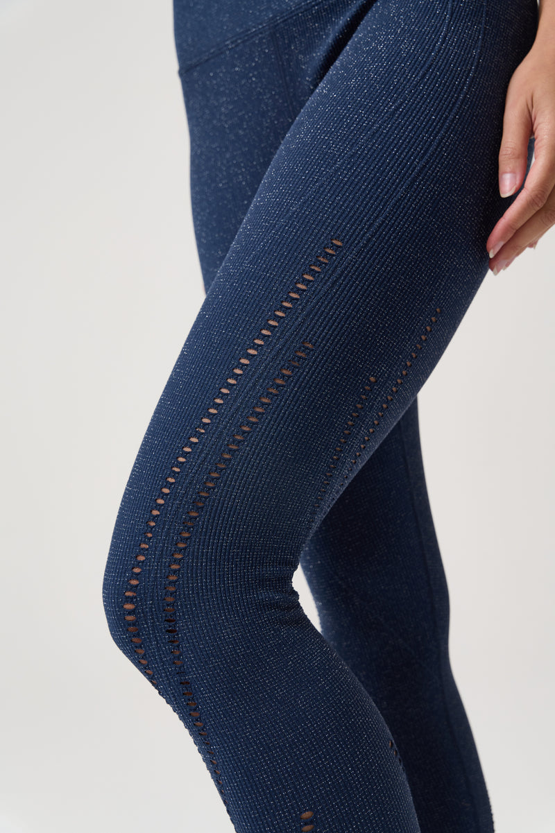 Shimmer Seamless Love Legging