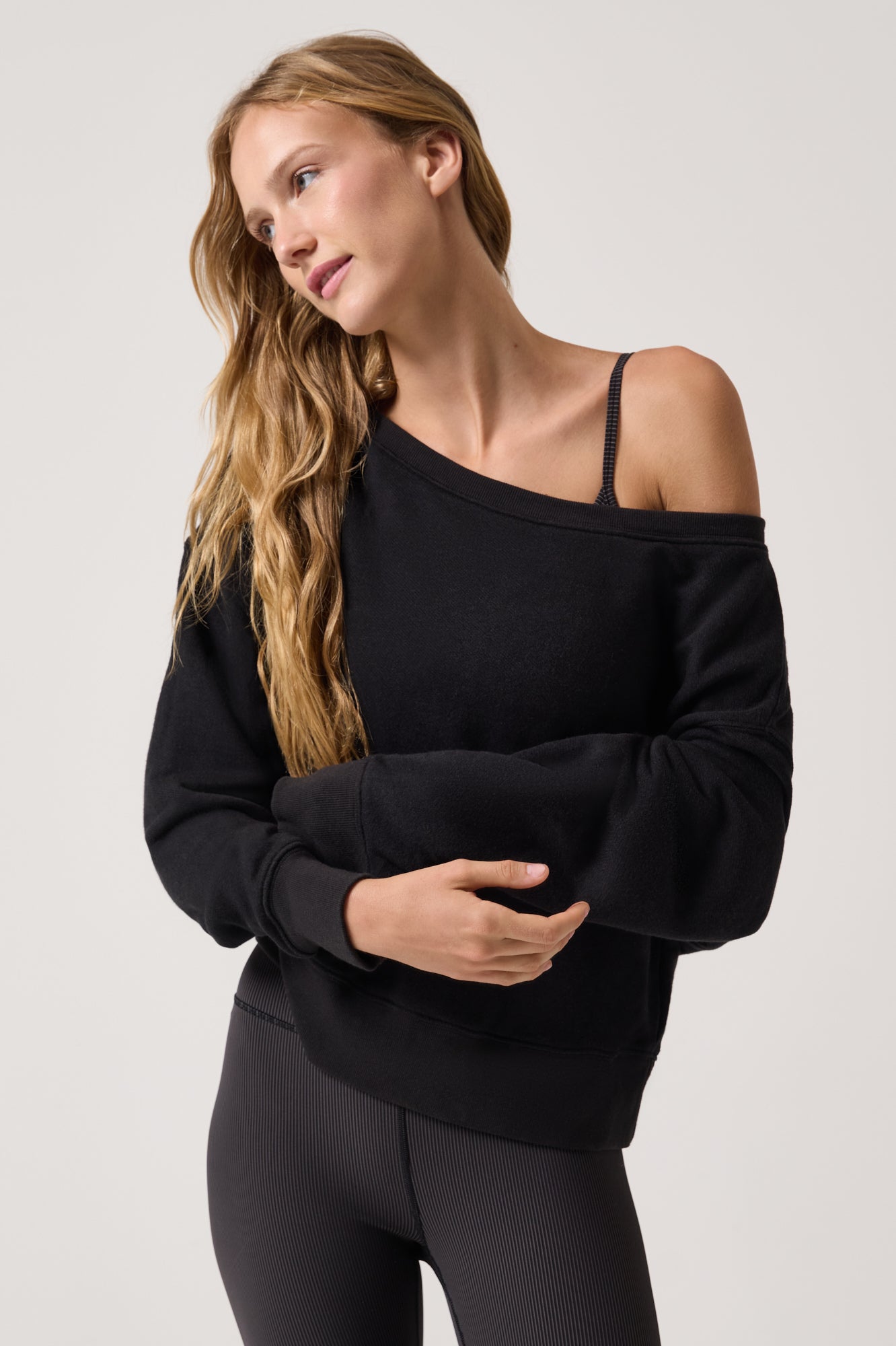 Shop Black La Vida 2.0 Sweatshirt Everyday Comfort | Spiritual Gangster