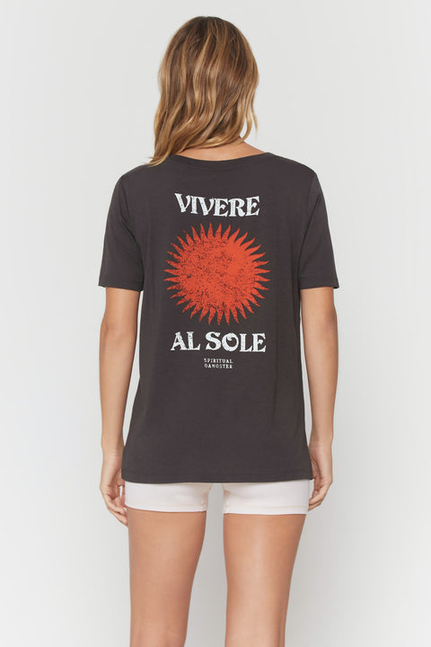 Vivere V Neck Tee